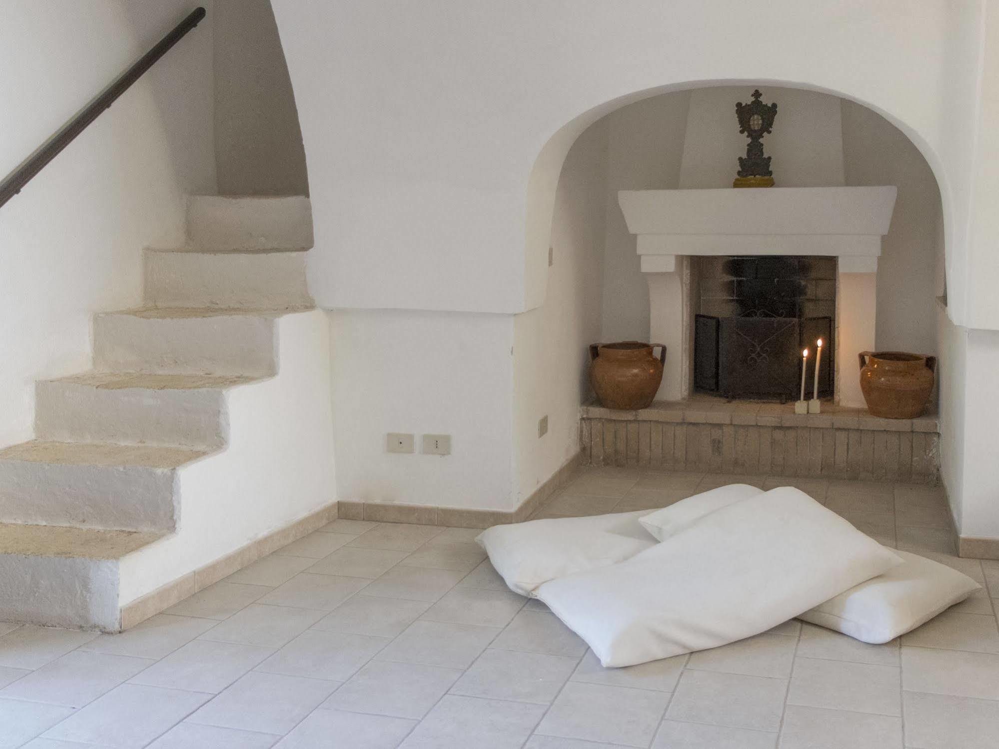 Masseria Palombara Grande Ostuni Exteriör bild